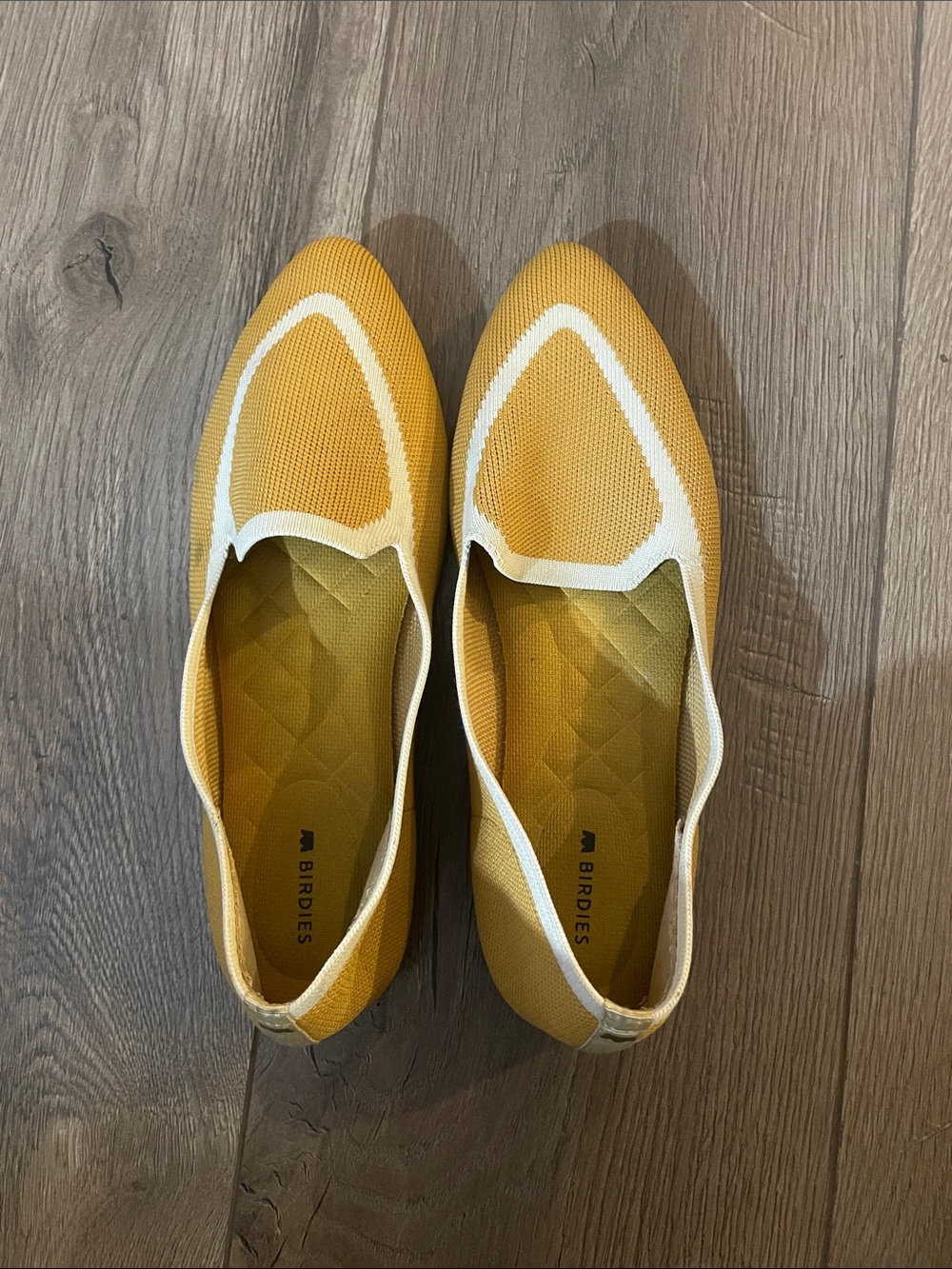 Birdies Blackbird Knit Loafers in Yellow Mustard Sz:8
